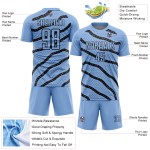 Maillot de football à pois noirs bleu clair, lignes uniformes, sublimation personnalisée et Maillot de football à pois noirs bleu clair, lignes uniformes, sublimation personnalisée et