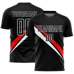Maillot de football noir et rouge diagonal, sublimation personnalisée, lignes uniformes Maillot de football noir et rouge diagonal, sublimation personnalisée, lignes uniformes