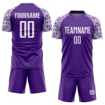 Maillot de football blanc à motif géométrique violet personnalisé par sublimation Maillot de football blanc à motif géométrique violet personnalisé par sublimation