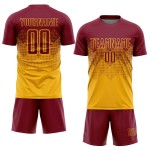 Maillot de football personnalisé à sublimation, couleur or et cramoisi Maillot de football personnalisé à sublimation, couleur or et cramoisi