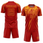 Maillot de football personnalisé rouge à sublimation dorée